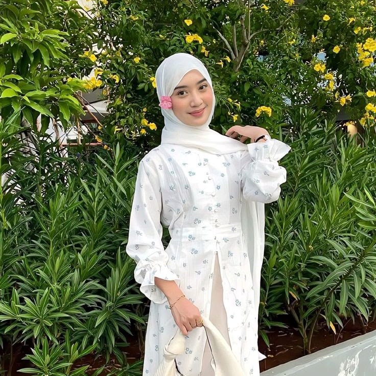 Foto Asli Gamis Lebaran Wanita Floral Broken White Cindi Raya Fashion